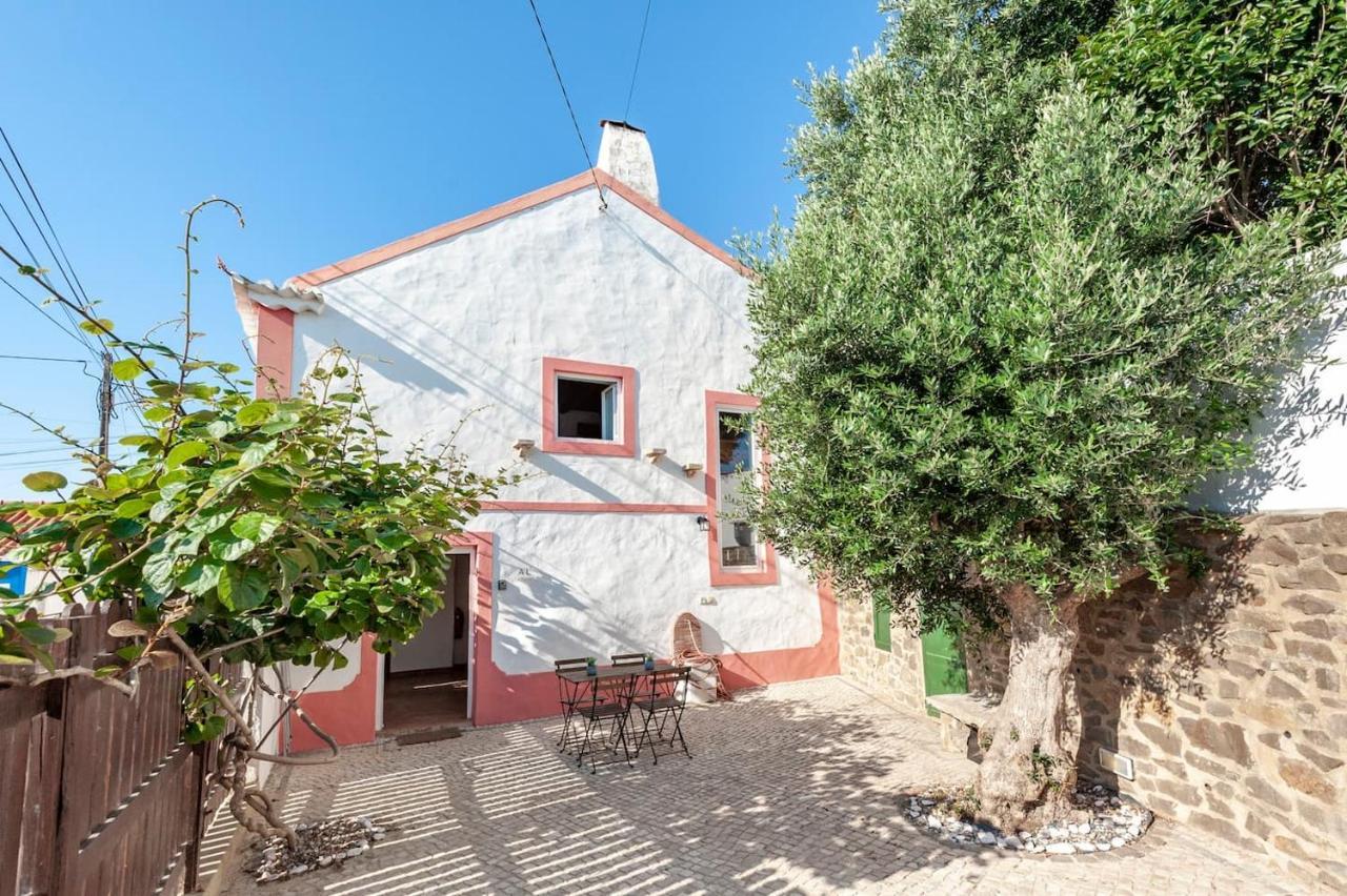 فيلا Oliveira Surf House Ericeira Santo Isidoro المظهر الخارجي الصورة