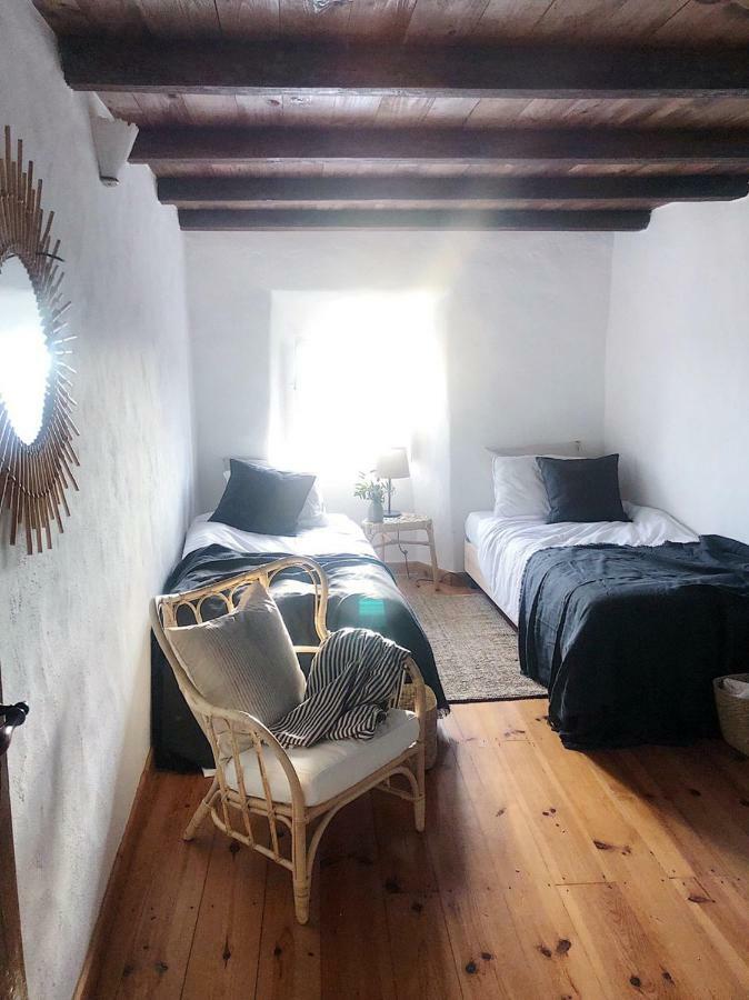فيلا Oliveira Surf House Ericeira Santo Isidoro المظهر الخارجي الصورة